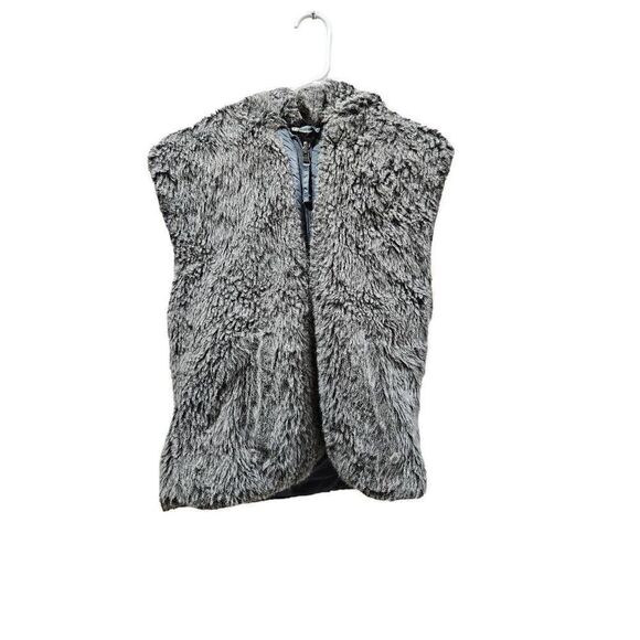 Ride Snowboards Fuzzy Vest - Picture 1 of 10